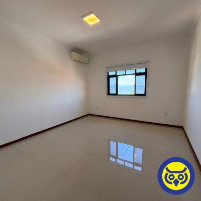 Casa com 180m², 3 quartos, 2 garagens, no bairro Saco dos Limões em Florianópolis
