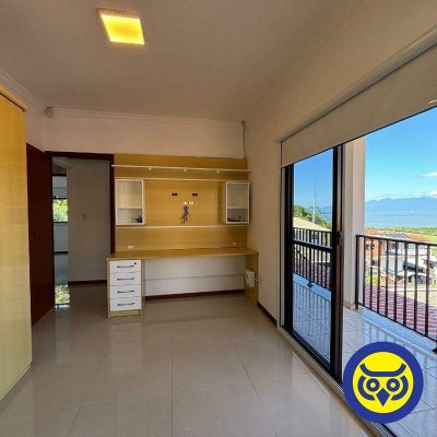 Casa com 180m², 3 quartos, 2 garagens, no bairro Saco dos Limões em Florianópolis