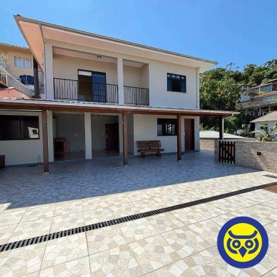 Casa com 180m², 3 quartos, 2 garagens, no bairro Saco dos Limões em Florianópolis