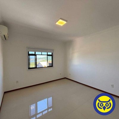 Casa com 180m², 3 quartos, 2 garagens, no bairro Saco dos Limões em Florianópolis