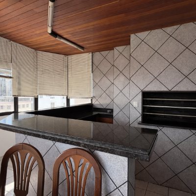 Salas/Conjuntos com 191m², 5 garagens, no bairro Centro em Florianópolis