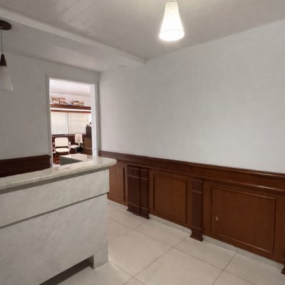 Salas/Conjuntos com 191m², 5 garagens, no bairro Centro em Florianópolis