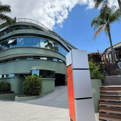 Salas/Conjuntos com 531m², 5 garagens, no bairro Centro em Florianópolis