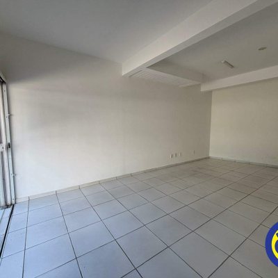 Loja com 31m², no bairro Trindade em Florianópolis