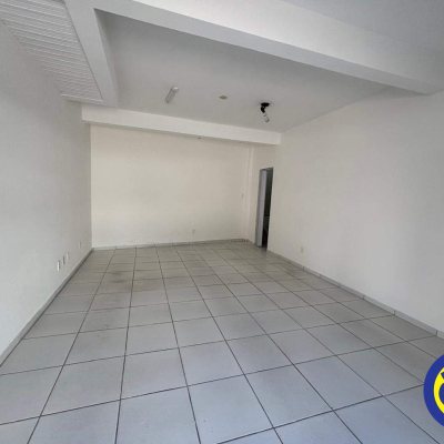 Loja com 31m², no bairro Trindade em Florianópolis