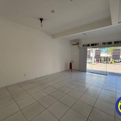 Loja com 31m², no bairro Trindade em Florianópolis