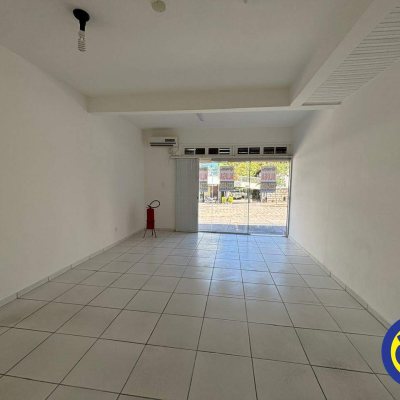 Loja com 31m², no bairro Trindade em Florianópolis