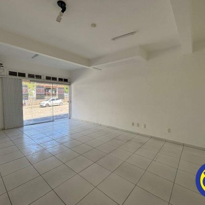 Loja com 31m², no bairro Trindade em Florianópolis