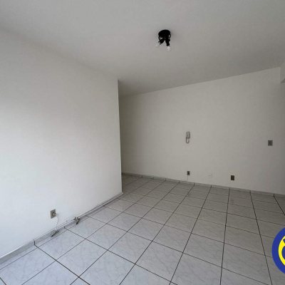 Apartamento com 48m², 1 quarto, no bairro Centro em Florianópolis