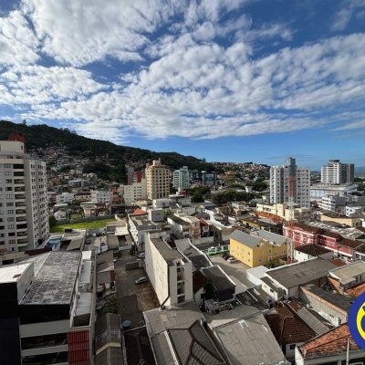 Apartamento com 48m², 1 quarto, no bairro Centro em Florianópolis