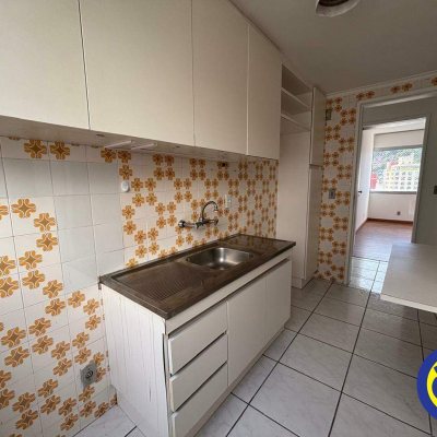 Apartamento com 48m², 1 quarto, no bairro Centro em Florianópolis