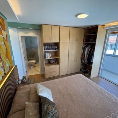 Cobertura com 130m², 3 quartos (sendo 1 suíte), 1 garagem, no bairro Itacorubi em Florianópolis