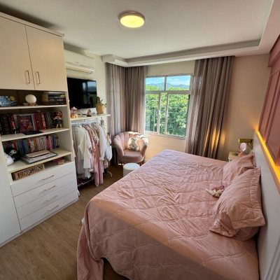 Cobertura com 130m², 3 quartos (sendo 1 suíte), 1 garagem, no bairro Itacorubi em Florianópolis