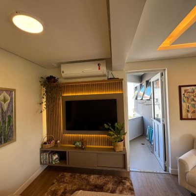 Cobertura com 130m², 3 quartos (sendo 1 suíte), 1 garagem, no bairro Itacorubi em Florianópolis
