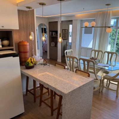 Cobertura com 130m², 3 quartos (sendo 1 suíte), 1 garagem, no bairro Itacorubi em Florianópolis