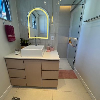 Cobertura com 130m², 3 quartos (sendo 1 suíte), 1 garagem, no bairro Itacorubi em Florianópolis