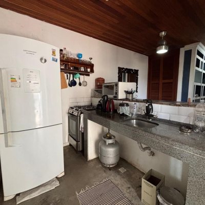 Casa Residencial com 107m², 3 quartos, 1 suíte, 1 garagem, no bairro Centro em Florianópolis