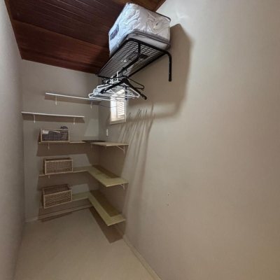 Casa Residencial com 107m², 3 quartos, 1 suíte, 1 garagem, no bairro Centro em Florianópolis
