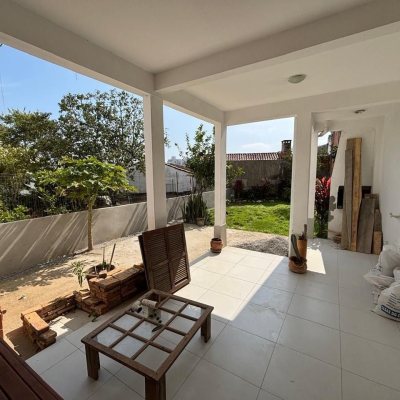 Casa Residencial com 107m², 3 quartos, 1 suíte, 1 garagem, no bairro Centro em Florianópolis