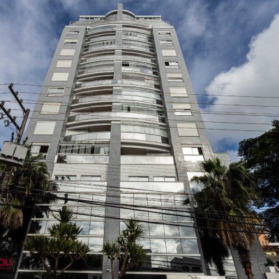 Apartamentos com 114m², 3 quartos, 2 suítes, 2 garagens, no bairro Agronômica em Florianópolis