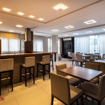 Apartamentos com 114m², 3 quartos, 2 suítes, 2 garagens, no bairro Agronômica em Florianópolis