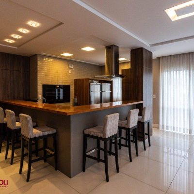 Apartamentos com 114m², 3 quartos, 2 suítes, 2 garagens, no bairro Agronômica em Florianópolis