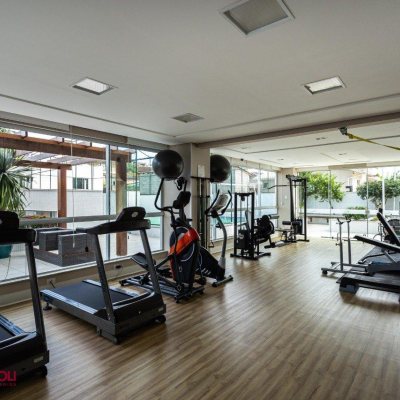 Apartamentos com 114m², 3 quartos, 2 suítes, 2 garagens, no bairro Agronômica em Florianópolis