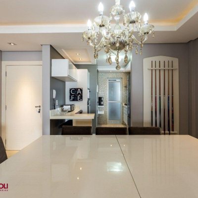 Apartamentos com 114m², 3 quartos, 2 suítes, 2 garagens, no bairro Agronômica em Florianópolis