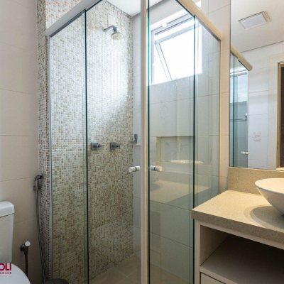 Apartamentos com 114m², 3 quartos, 2 suítes, 2 garagens, no bairro Agronômica em Florianópolis