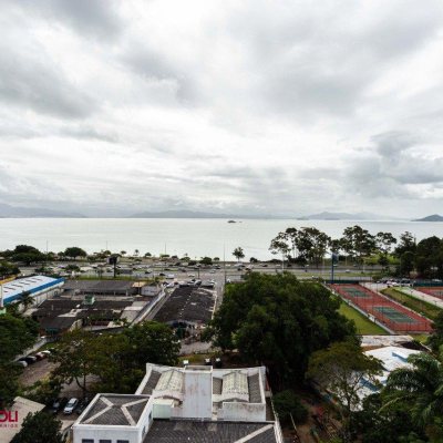 Apartamentos com 114m², 3 quartos, 2 suítes, 2 garagens, no bairro Agronômica em Florianópolis
