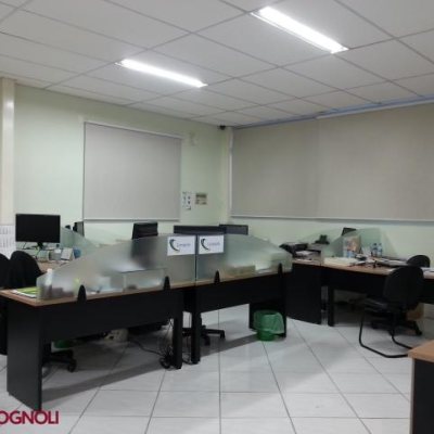 Predio com 1250m², 10 garagens, no bairro Kobrasol em São José