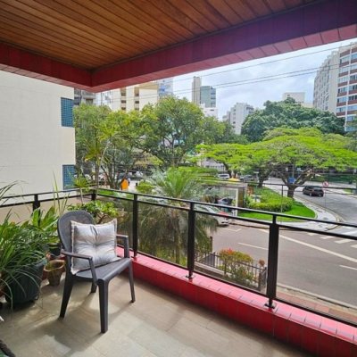 Apartamentos com 246m², 4 quartos, 2 suítes, 2 garagens, no bairro Centro em Florianópolis