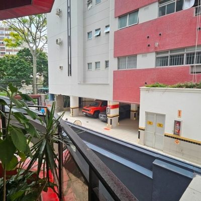 Apartamentos com 246m², 4 quartos, 2 suítes, 2 garagens, no bairro Centro em Florianópolis