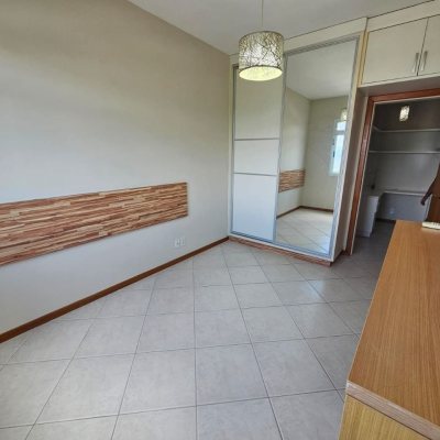 Apartamentos com 49m², 1 quarto, 1 garagem, no bairro Itacorubi em Florianópolis