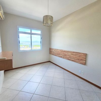 Apartamentos com 49m², 1 quarto, 1 garagem, no bairro Itacorubi em Florianópolis