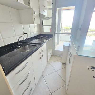 Apartamentos com 49m², 1 quarto, 1 garagem, no bairro Itacorubi em Florianópolis