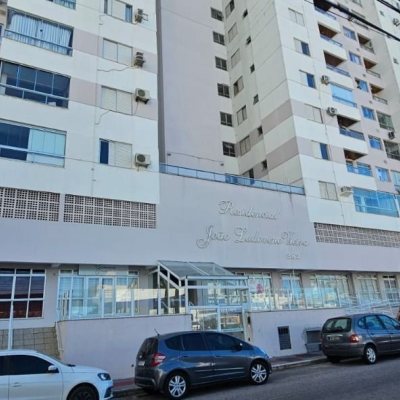 Apartamentos com 84m², 3 quartos (sendo 1 suíte), 1 garagem, no bairro Campinas em São José
