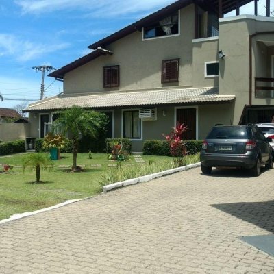 Casa Residencial com 1400m², 28 quartos, no bairro Lagoa Da Conceição em Florianópolis