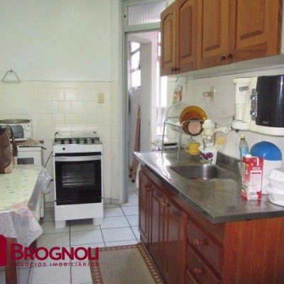 Apartamentos com 88m², 3 quartos, no bairro Centro em Florianópolis