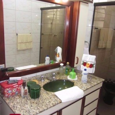 Apartamentos com 88m², 3 quartos, no bairro Centro em Florianópolis