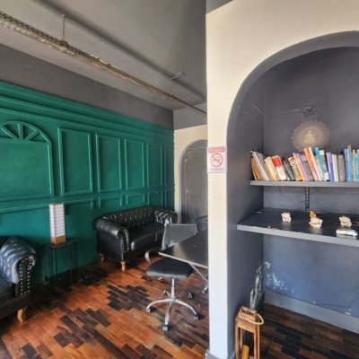 Casa Residencial com 121m², 5 quartos, 1 garagem, no bairro Centro em Florianópolis