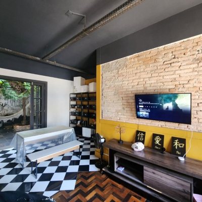 Casa Residencial com 121m², 5 quartos, 1 garagem, no bairro Centro em Florianópolis