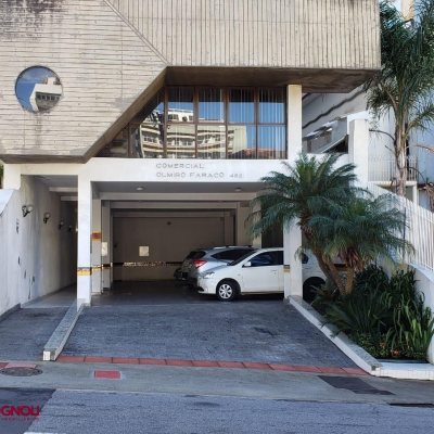 Garagem com 22m², 1 garagem, no bairro Centro em Florianópolis