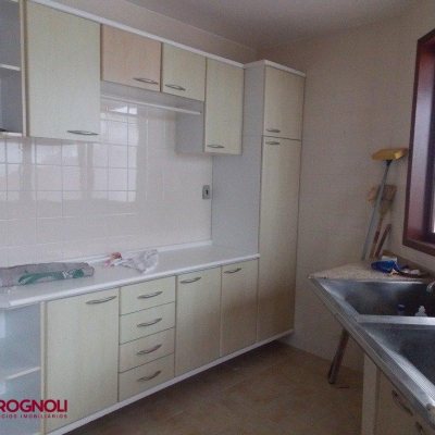 Casa Residencial com 414m², 3 quartos, 1 suíte, 4 garagens, no bairro Centro em Florianópolis