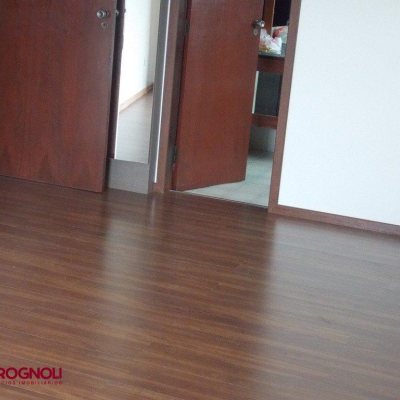 Casa Residencial com 414m², 3 quartos, 1 suíte, 4 garagens, no bairro Centro em Florianópolis