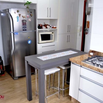 Apartamentos com 200m², 3 quartos (sendo 3 suítes), 3 garagens, no bairro Balneário em Florianópolis