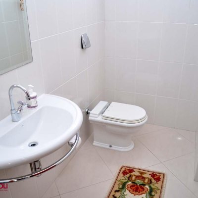 Apartamentos com 200m², 3 quartos (sendo 3 suítes), 3 garagens, no bairro Balneário em Florianópolis