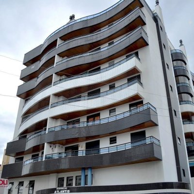 Apartamentos com 200m², 3 quartos (sendo 3 suítes), 3 garagens, no bairro Balneário em Florianópolis