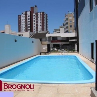 Apartamentos com 200m², 3 quartos (sendo 3 suítes), 3 garagens, no bairro Balneário em Florianópolis