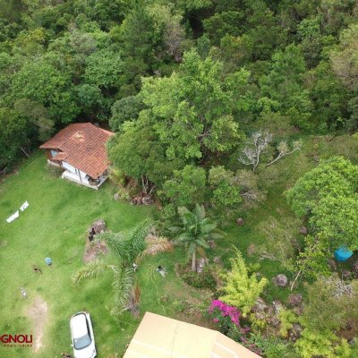 Sitio com 17763m², 3 quartos, 1 suíte, 1 garagem, no bairro Vargem Pequena em Florianópolis